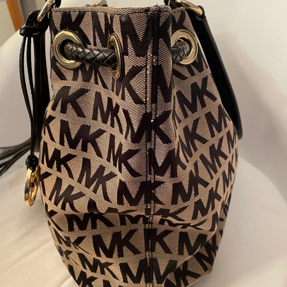 RARE MICHAEL KORS TOTE BAG - Picture 2 of 5